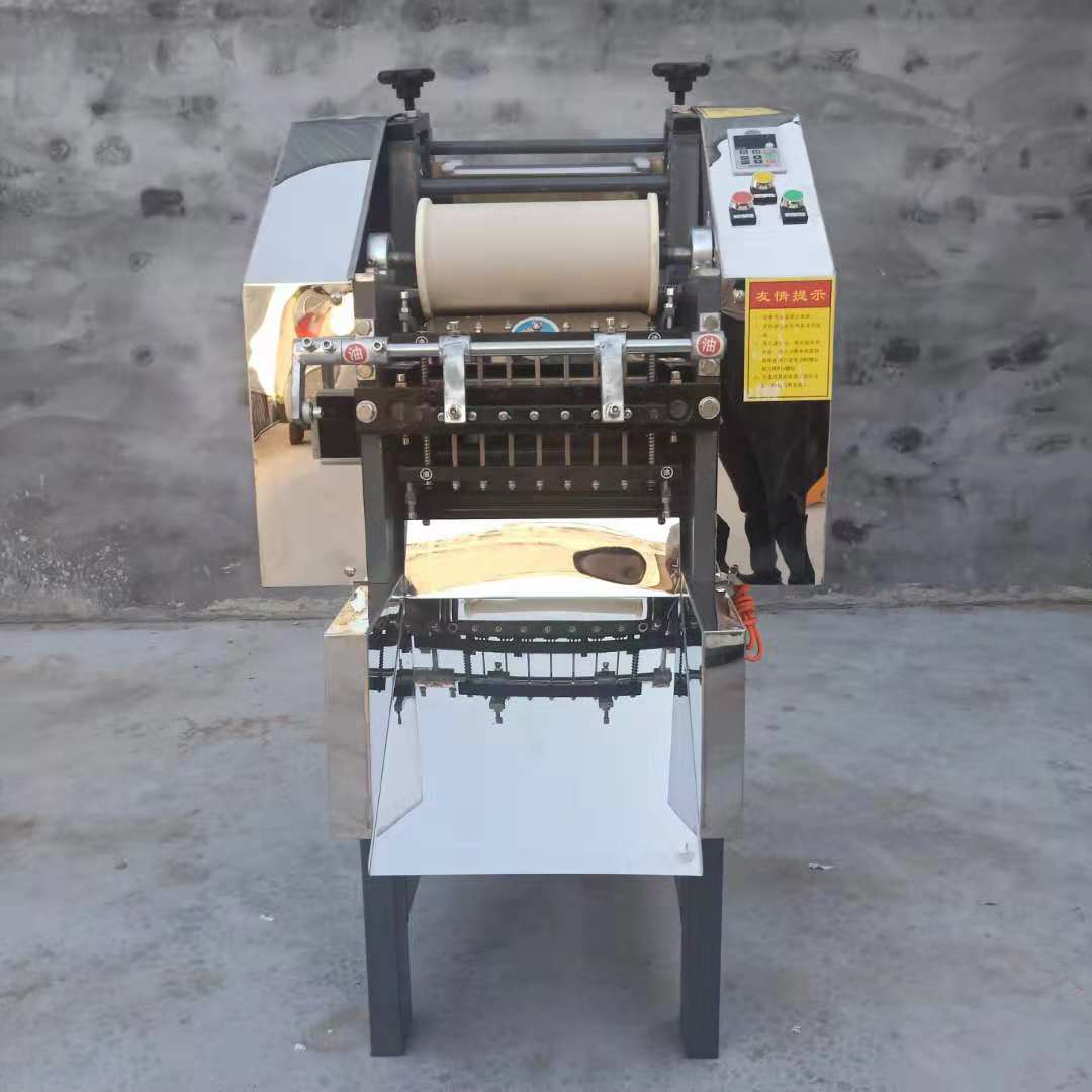 Farfalle noodle making machine 