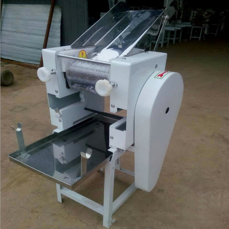 Fresh noodle making machine 