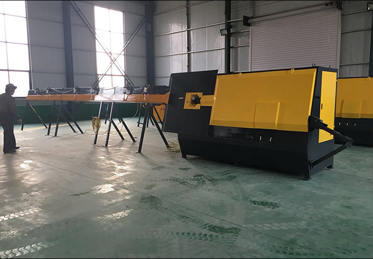 Steel bar bending machine