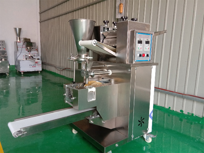 Chinese dumpling making machine 