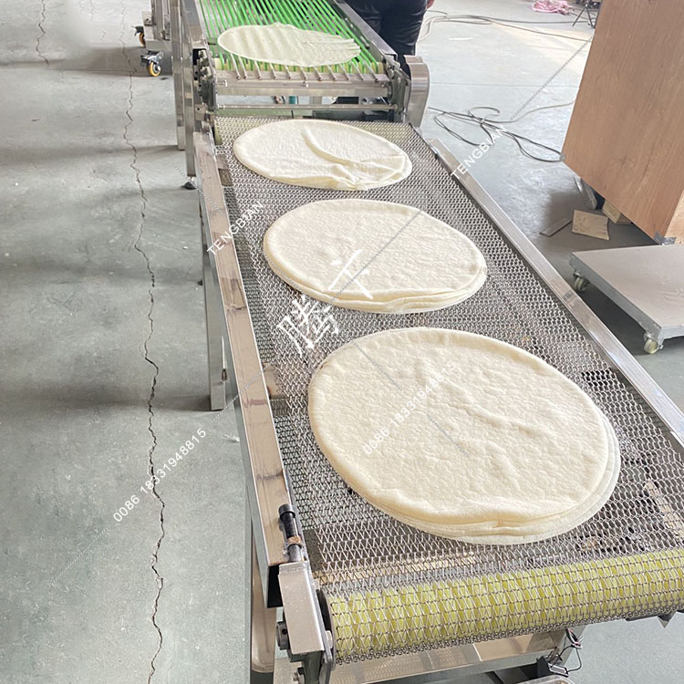 Automatically Filipino Chicken lumpia Shanghai wrapper machine,spring roll /crepe pastry sheet forming machine 
