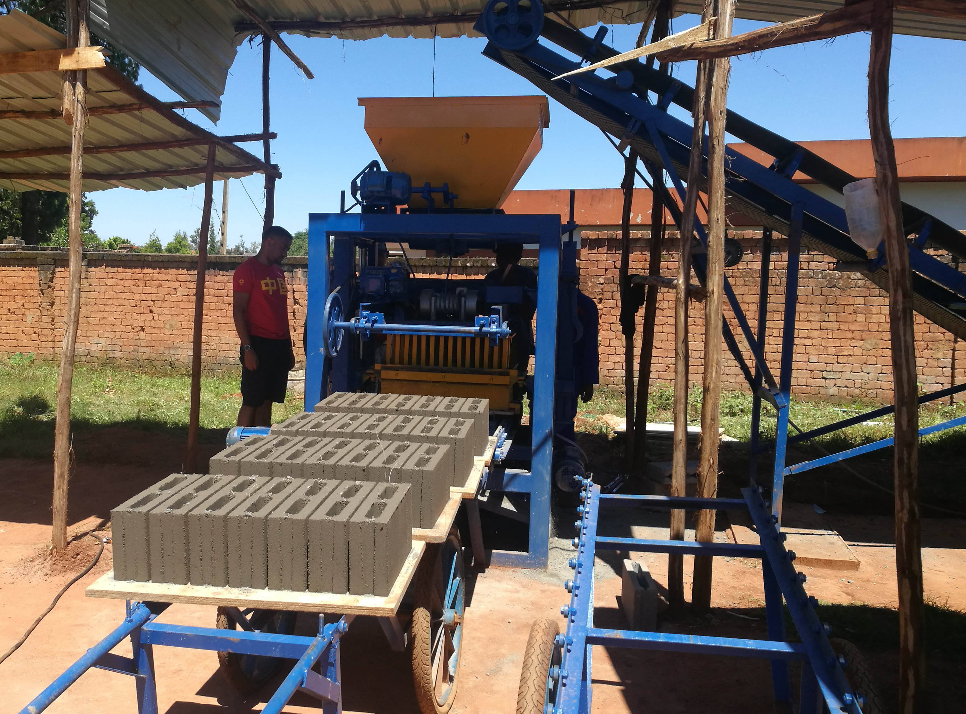 fully automatic hydraulic brick blocks making machine competitive core plc components including pump engine brick molding fully automatic hydraulic brick blocks making machine competitive core plc components including pump engine brick molding