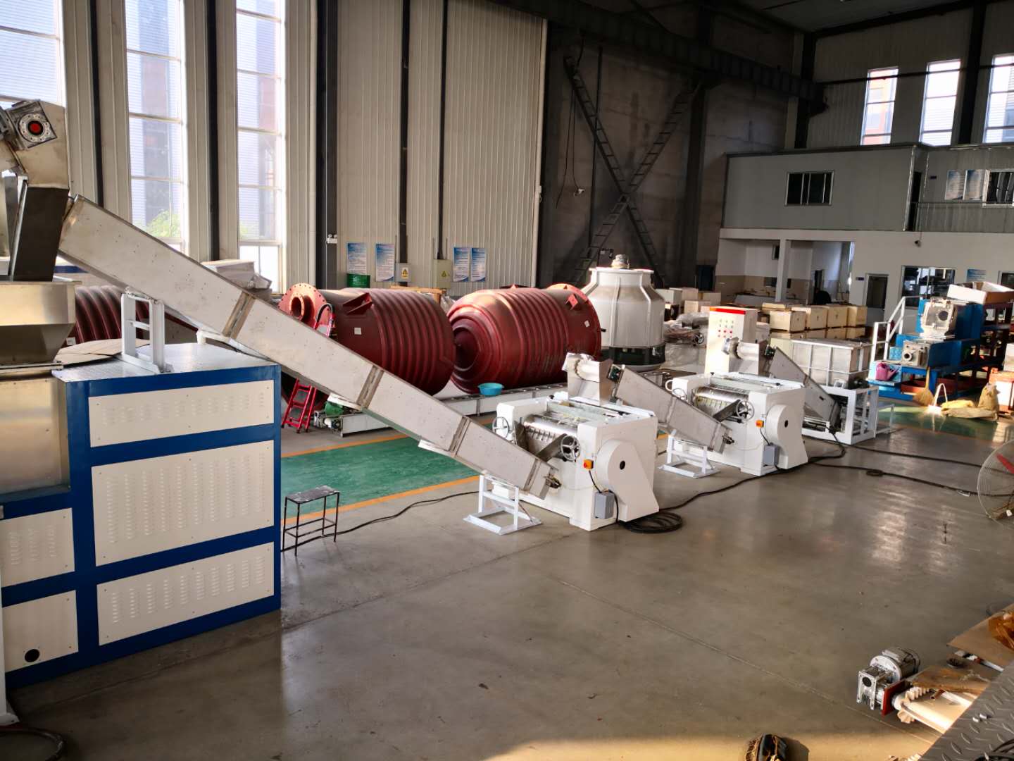 Small Scale Toilet Laundry Soap Bar Production Line Small Scale Toilet Laundry Soap Bar Production Line